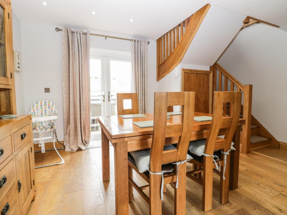 Primrose Cottage Ълвърстън Екстериор снимка
